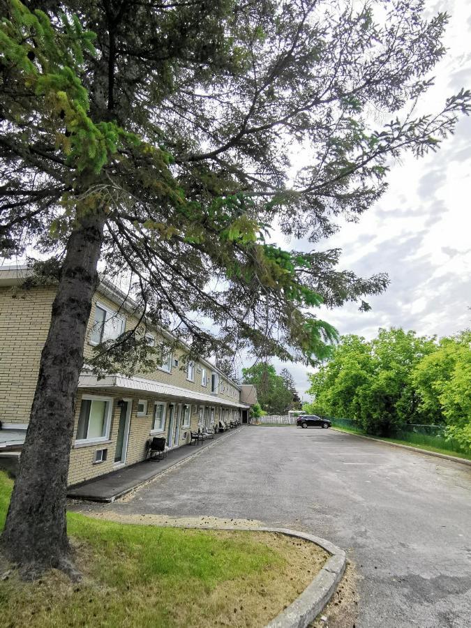 Motel Sainte Catherine Buitenkant foto