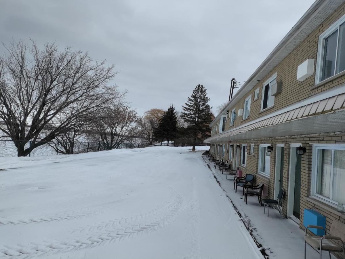 Motel Sainte Catherine Buitenkant foto