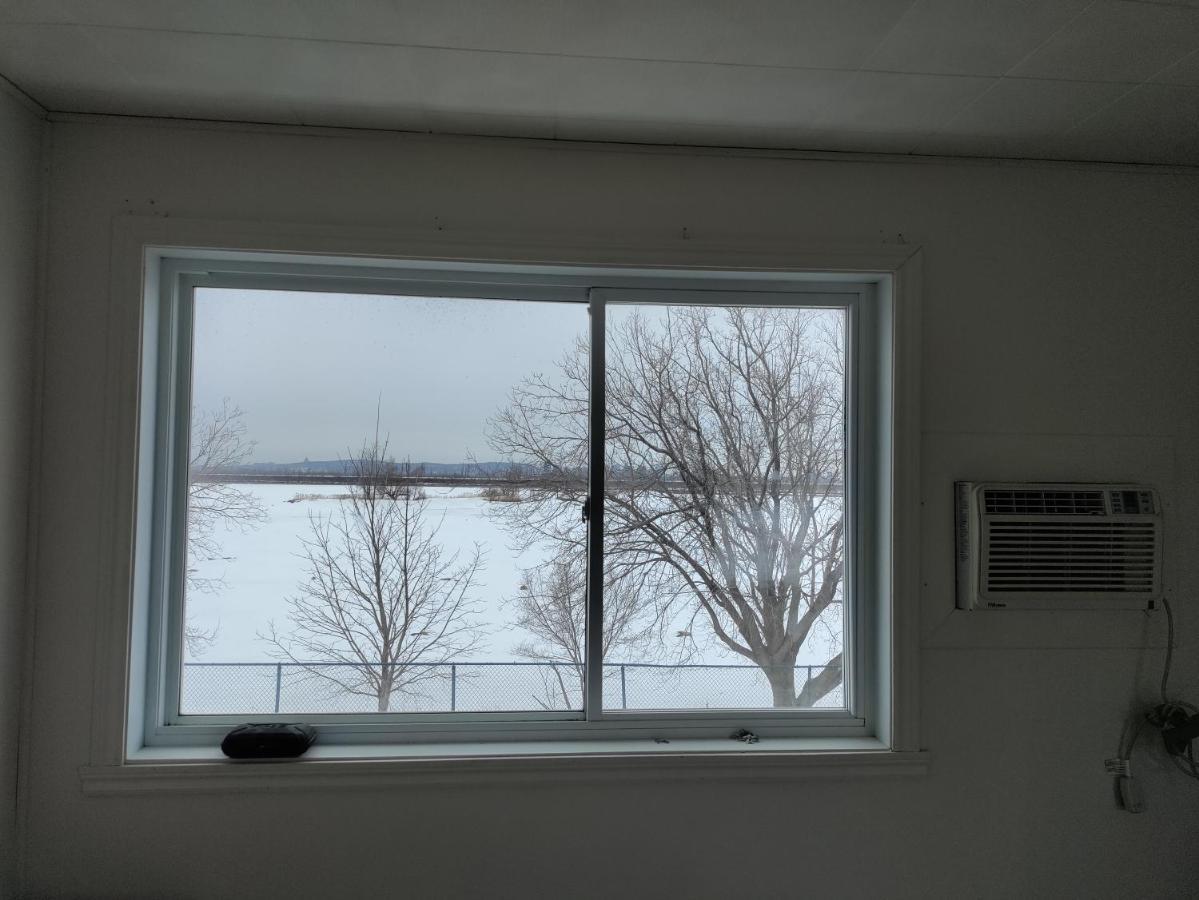 Motel Sainte Catherine Buitenkant foto