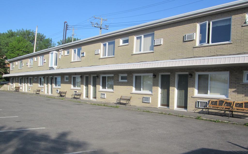 Motel Sainte Catherine Buitenkant foto